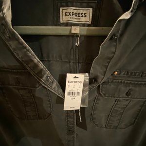Express - NWT Boyfriend Button Down Faded Blk (S)